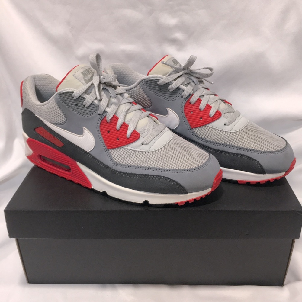 Nike Air Max 90